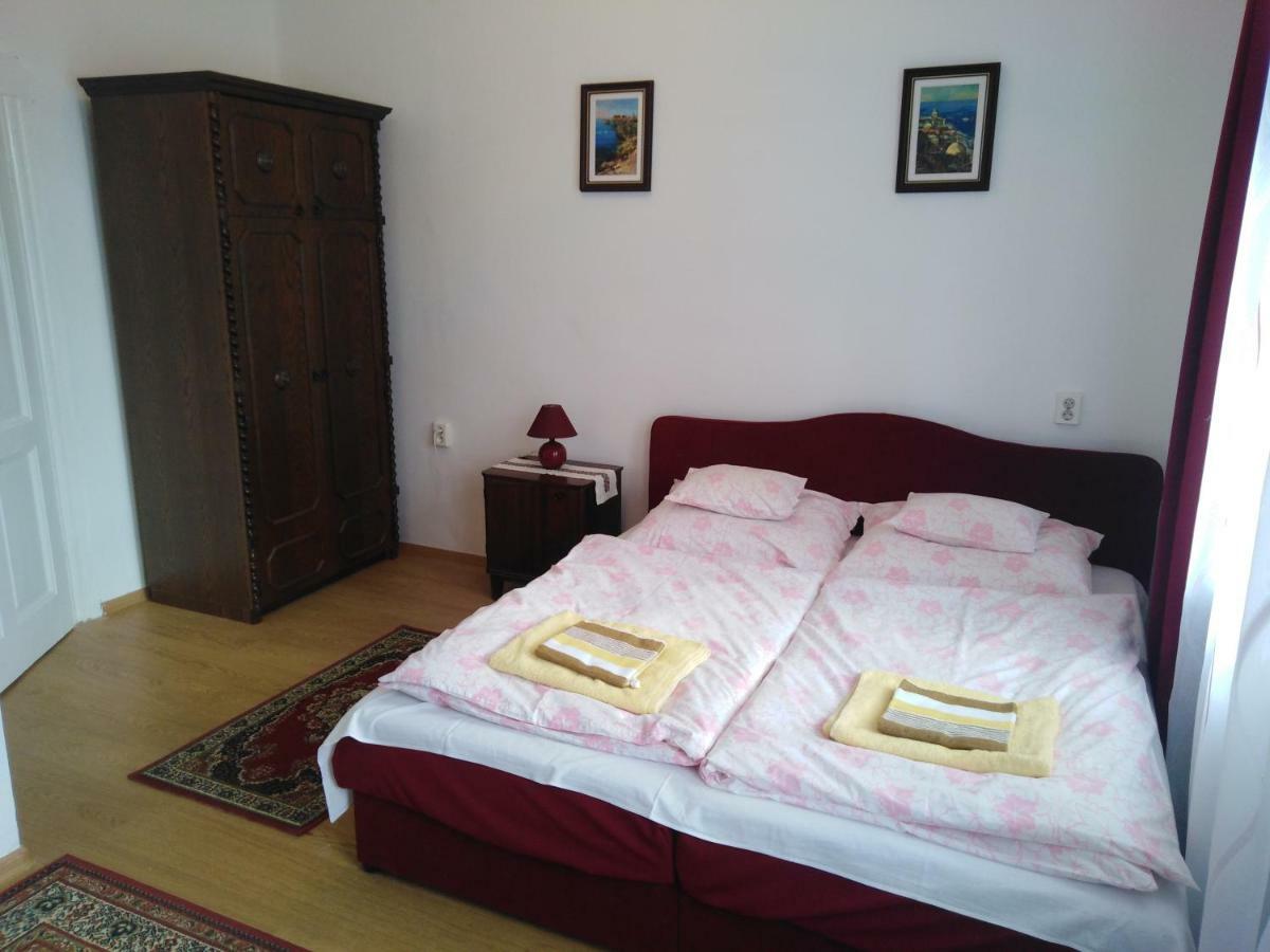 Orgona Vendeghaz Miskolc公寓 外观 照片