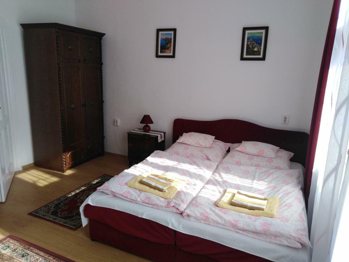 Orgona Vendeghaz Miskolc公寓 外观 照片
