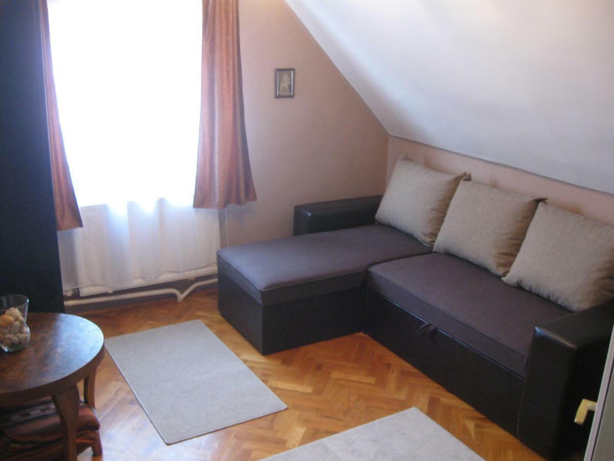 Orgona Vendeghaz Miskolc公寓 外观 照片